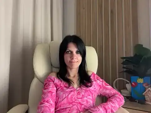 InjaAtHome online show from 06-21-26, 08:03