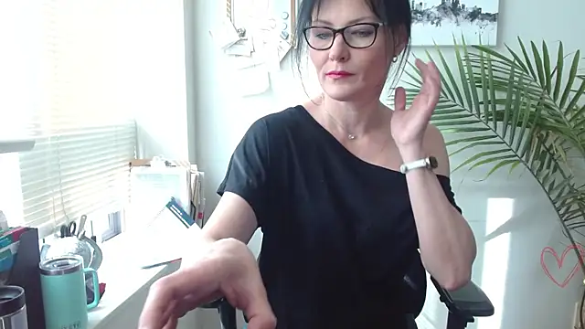 City Kat online show from 05-13-26, 01:51
