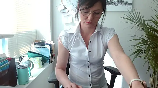 City Kat online show from 05-26-26, 02:15