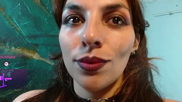 julieth sex1 online show from 02-18-26, 06:11