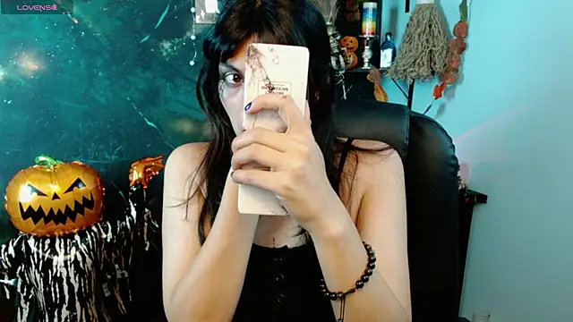 julieth sex1 online show from 10-04-25, 02:35