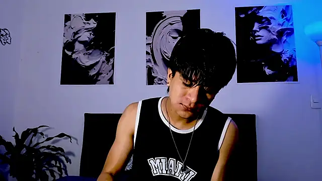 Eiden allenx online show from 09-30-25, 01:06