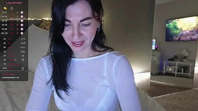 Mary love16 online show from 10-25-25, 05:02