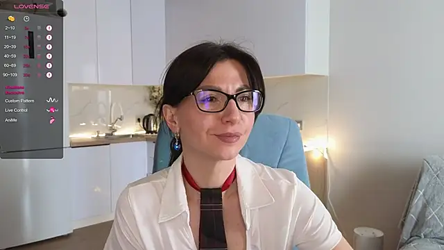 Mary love16 online show from 05-15-26, 08:23