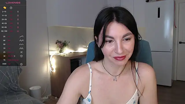 Mary love16 online show from 06-11-26, 06:21