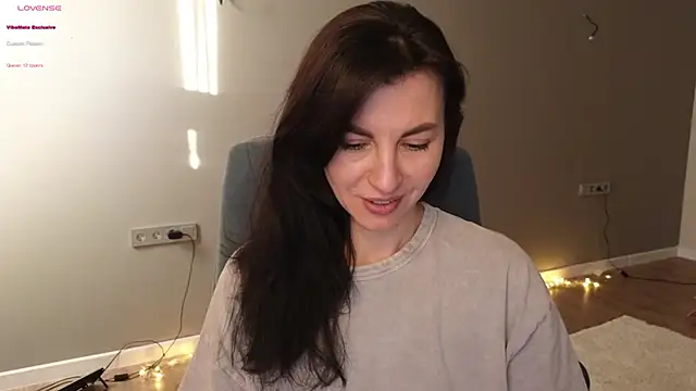 Snapshot of Mary_love16 chatting on 02-18-25, 01:00 Mary love16 online show from 02-18-25, 01:00