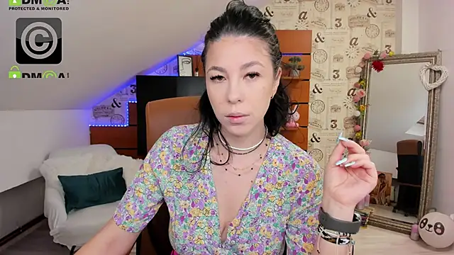 EmillyTaylor online show from 04-15-26, 03:34