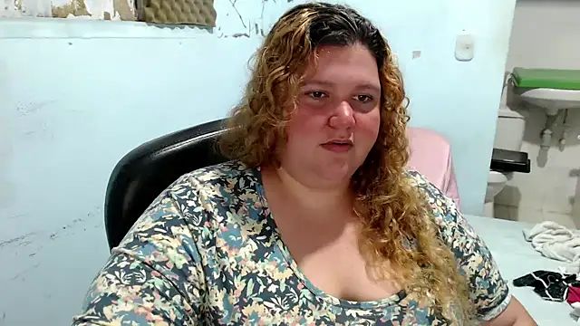 squirt322bbw online show from 06-18-26, 06:35