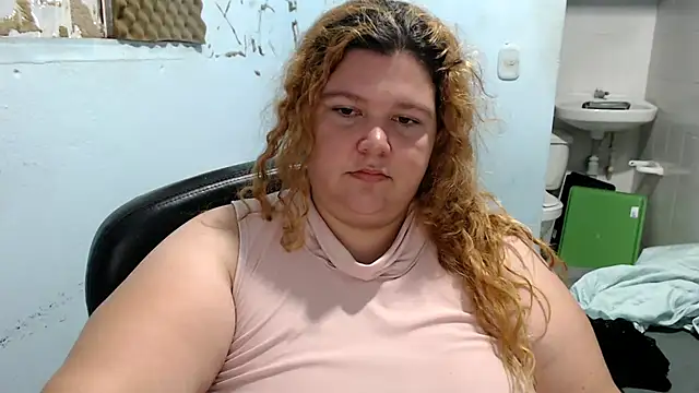 Snapshot of squirt322bbw chatting on 05-09-26, 03:37 squirt322bbw online show from 05-09-26, 03:37