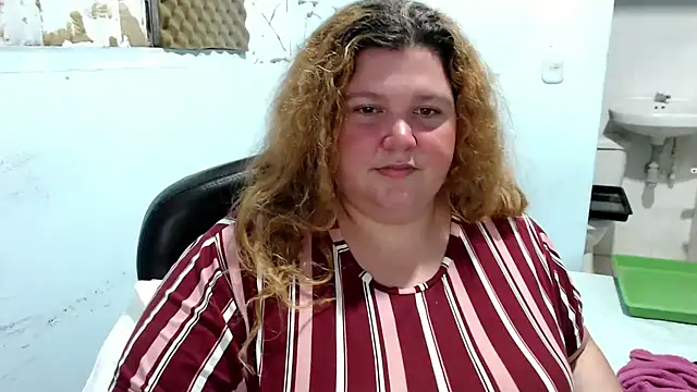 Snapshot of squirt322bbw chatting on 05-29-26, 02:39 squirt322bbw online show from 05-29-26, 02:39