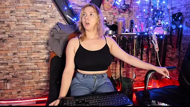 Liltildeman moon online show from 04-29-26, 11:55
