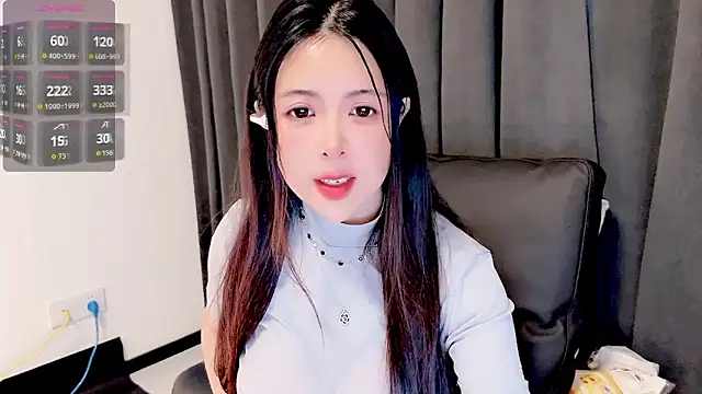 candy-yiyi online show from 03-25-26, 02:12