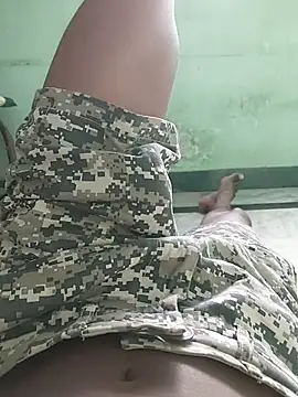 Snapshot of anjaanarun chatting on 10-29-25, 03:05 anjaanarun online show from 10-29-25, 03:05