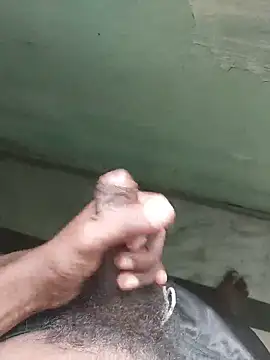 Snapshot of anjaanarun chatting on 10-02-25, 03:10 anjaanarun online show from 10-02-25, 03:10