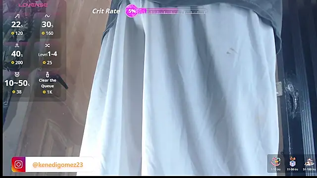 Snapshot of GaboReyes chatting on 10-23-25, 03:05 GaboReyes online show from 10-23-25, 03:05