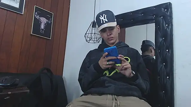 Snapshot of GaboReyes chatting on 02-16-25, 03:47 GaboReyes online show from 02-16-25, 03:47
