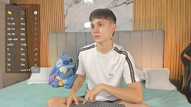 DustinLevine online show from 04-15-26, 11:38