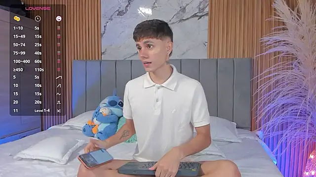 Snapshot of DustinLevine chatting on 02-11-26, 12:05 DustinLevine online show from 02-11-26, 12:05