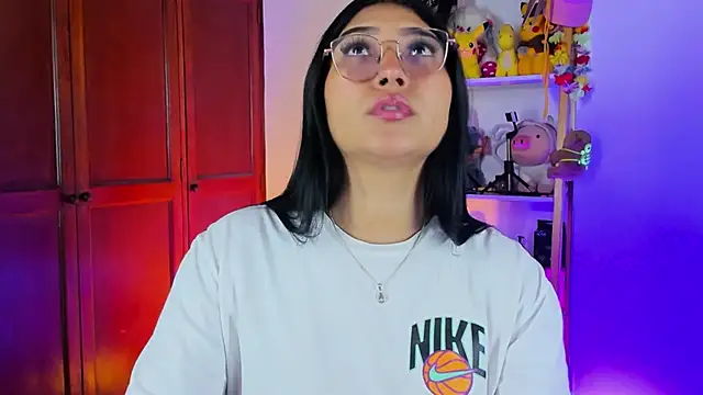 eymy-hadid online show from 12-22-25, 09:15