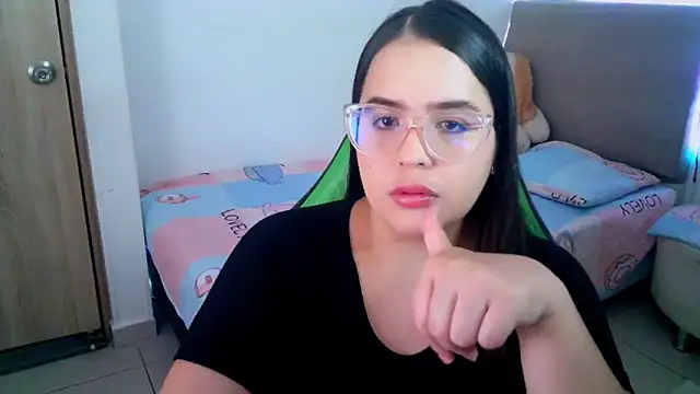  alicia z online show from 02-22-25, 05:24