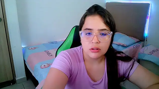  alicia z online show from 02-21-25, 06:04