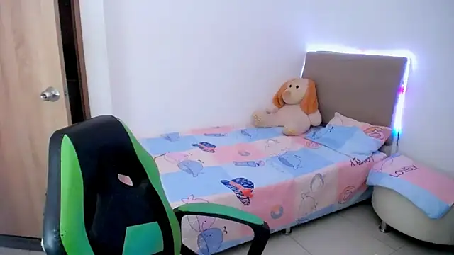  alicia z online show from 02-25-25, 11:37