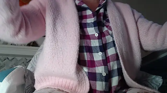 AuroraWillows online show from 02-09-26, 04:43