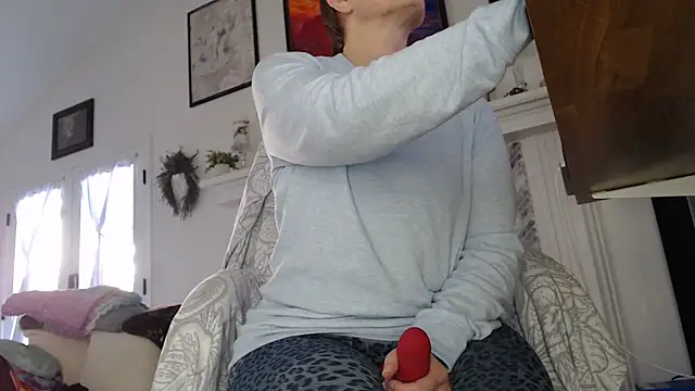 AuroraWillows online show from 12-20-25, 03:37