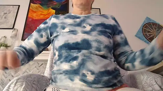 AuroraWillows online show from 02-02-26, 07:46