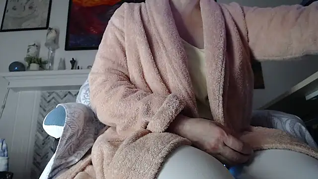 AuroraWillows online show from 02-03-26, 06:33