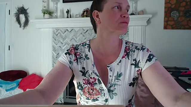 AuroraWillows online show from 04-17-26, 01:30