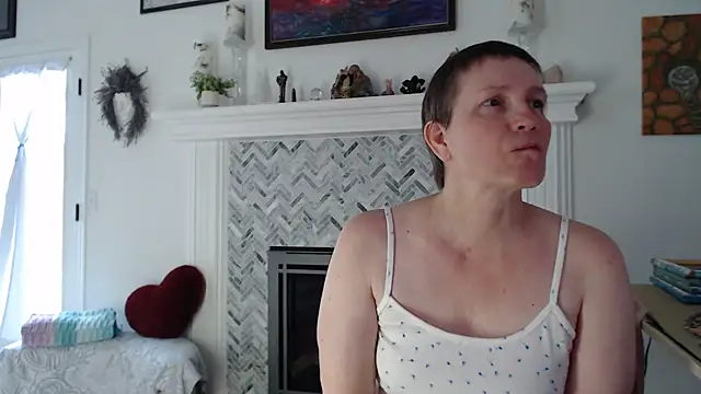 AuroraWillows online show from 03-10-26, 02:32