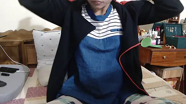 Beauty Asian Tina online show from 11-26-25, 12:10