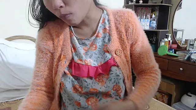 Beauty Asian Tina online show from 02-08-26, 12:41