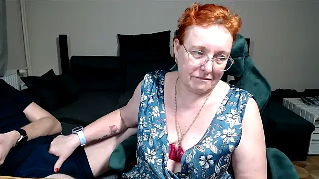 JoannaAndNeighbour online show from 02-11-26, 08:31