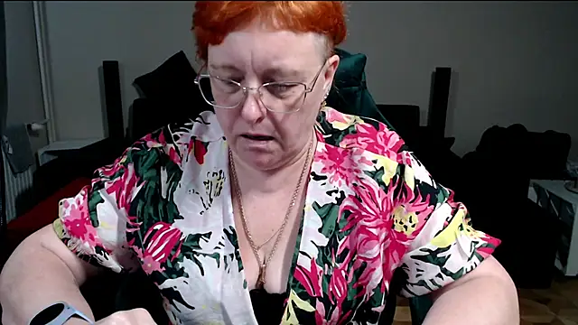 JoannaAndNeighbour online show from 02-24-26, 01:01