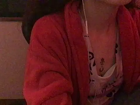 YumieCp online show from 02-23-25, 09:33