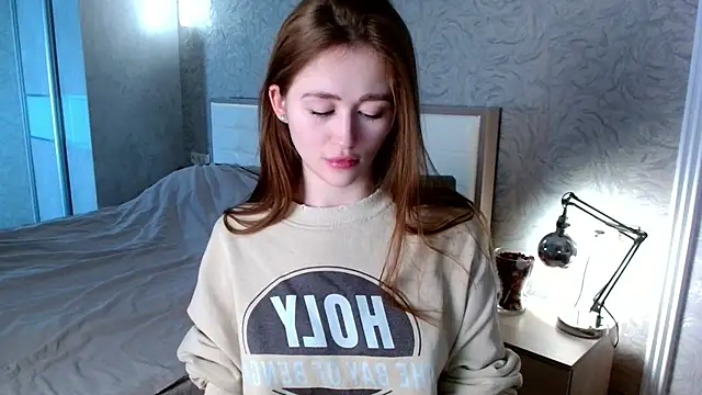 Snapshot of millllina chatting on 03-13-25, 02:33 millllina online show from 03-13-25, 02:33