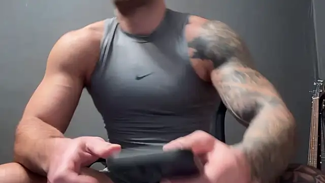 Snapshot of Mr_YourGod chatting on 02-03-26, 12:21 Mr YourGod online show from 02-03-26, 12:21