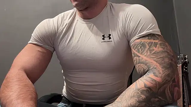 Snapshot of Mr_YourGod chatting on 02-01-26, 02:04 Mr YourGod online show from 02-01-26, 02:04