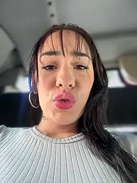   IRIS   online show from 02-06-25, 02:26