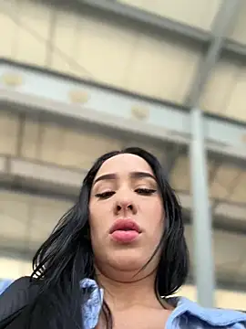 Snapshot of __IRIS__ chatting on 06-18-26, 04:34 IRIS online show from 06-18-26, 04:34