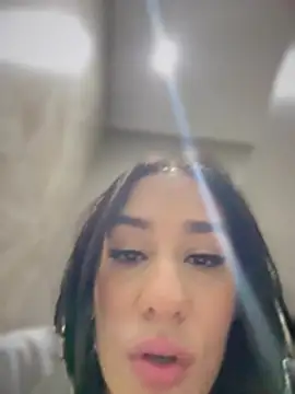   IRIS   online show from 03-10-26, 04:33