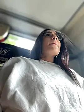   IRIS   online show from 09-19-25, 02:21