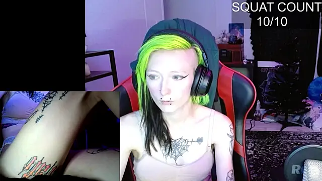 alicewonder09 online show from 11-18-25, 04:49