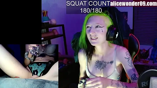 alicewonder09 online show from 10-03-25, 04:47