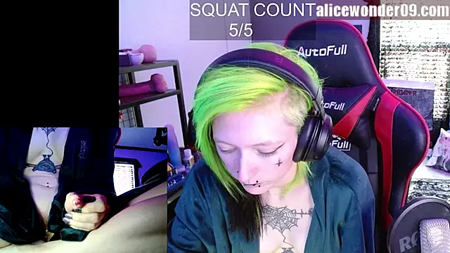 alicewonder09 online show from 10-30-25, 04:04