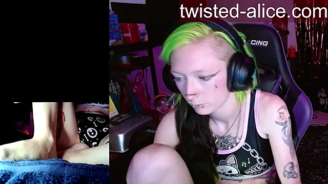 alicewonder09 online show from 05-06-26, 03:10