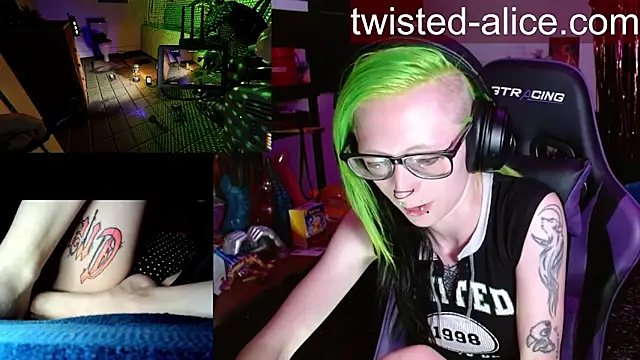 alicewonder09 online show from 06-11-26, 03:14