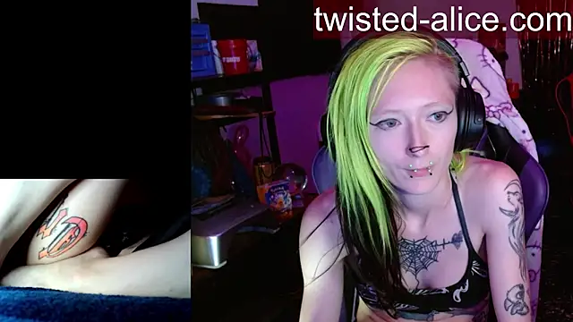 alicewonder09 online show from 05-23-26, 06:23